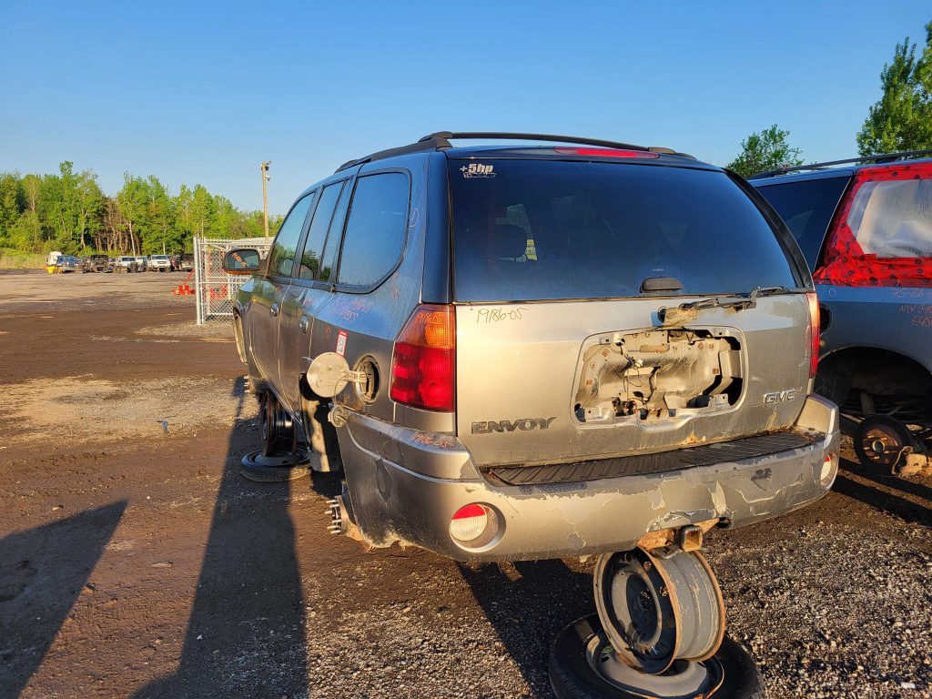GMC ENVOY 2005