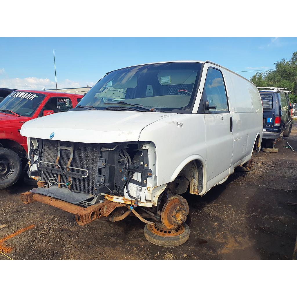 GMC SAVANA CARGO 2011