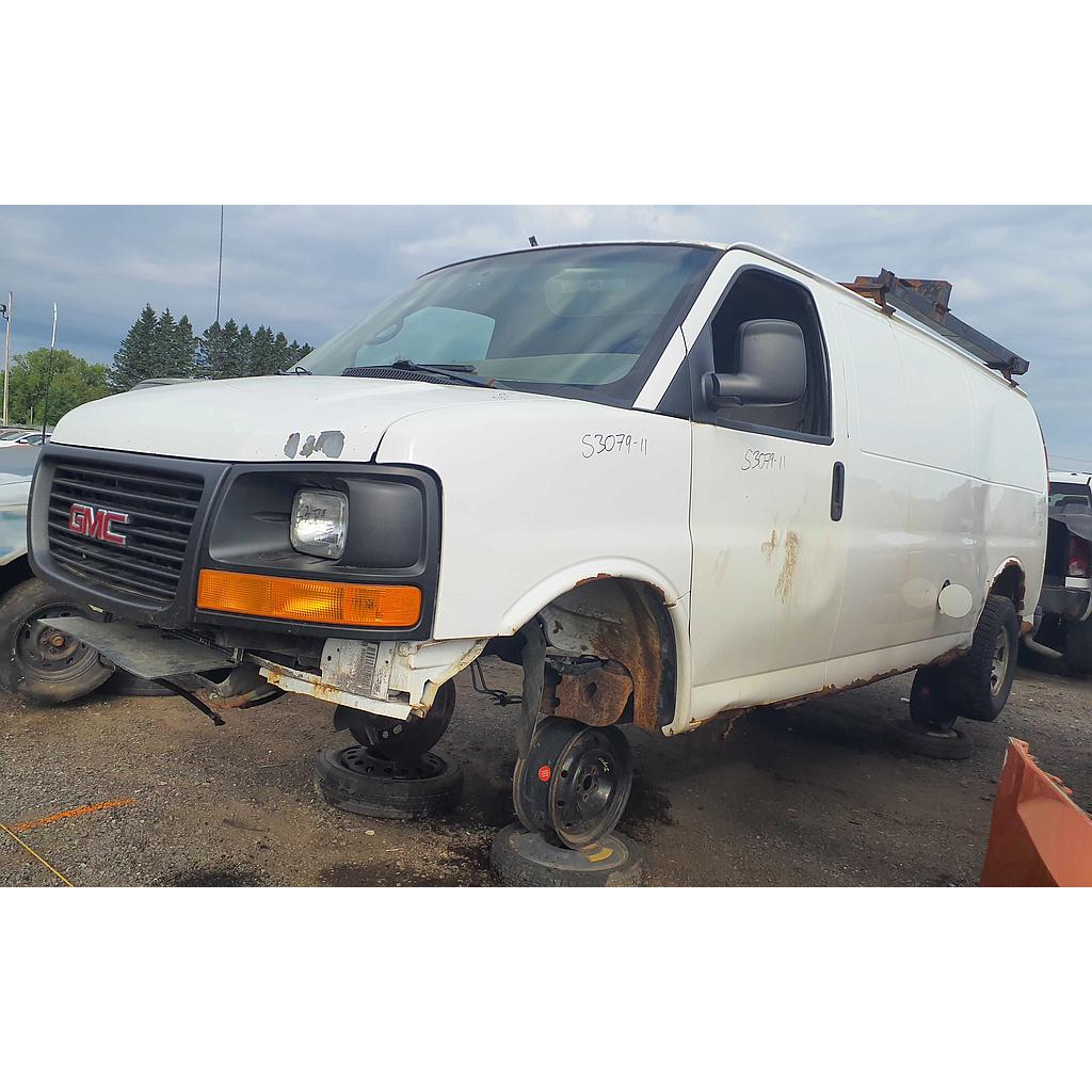 GMC SAVANA CARGO 2011