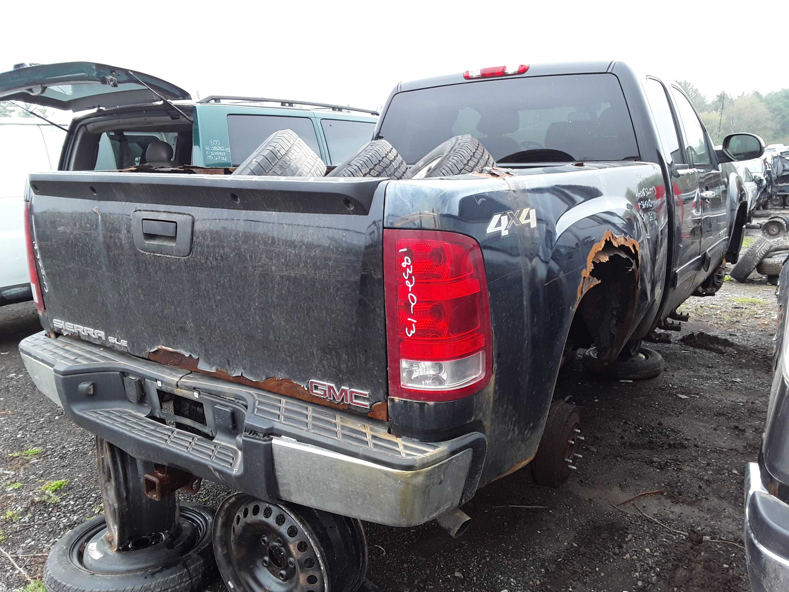 GMC SIERRA 1500 2013