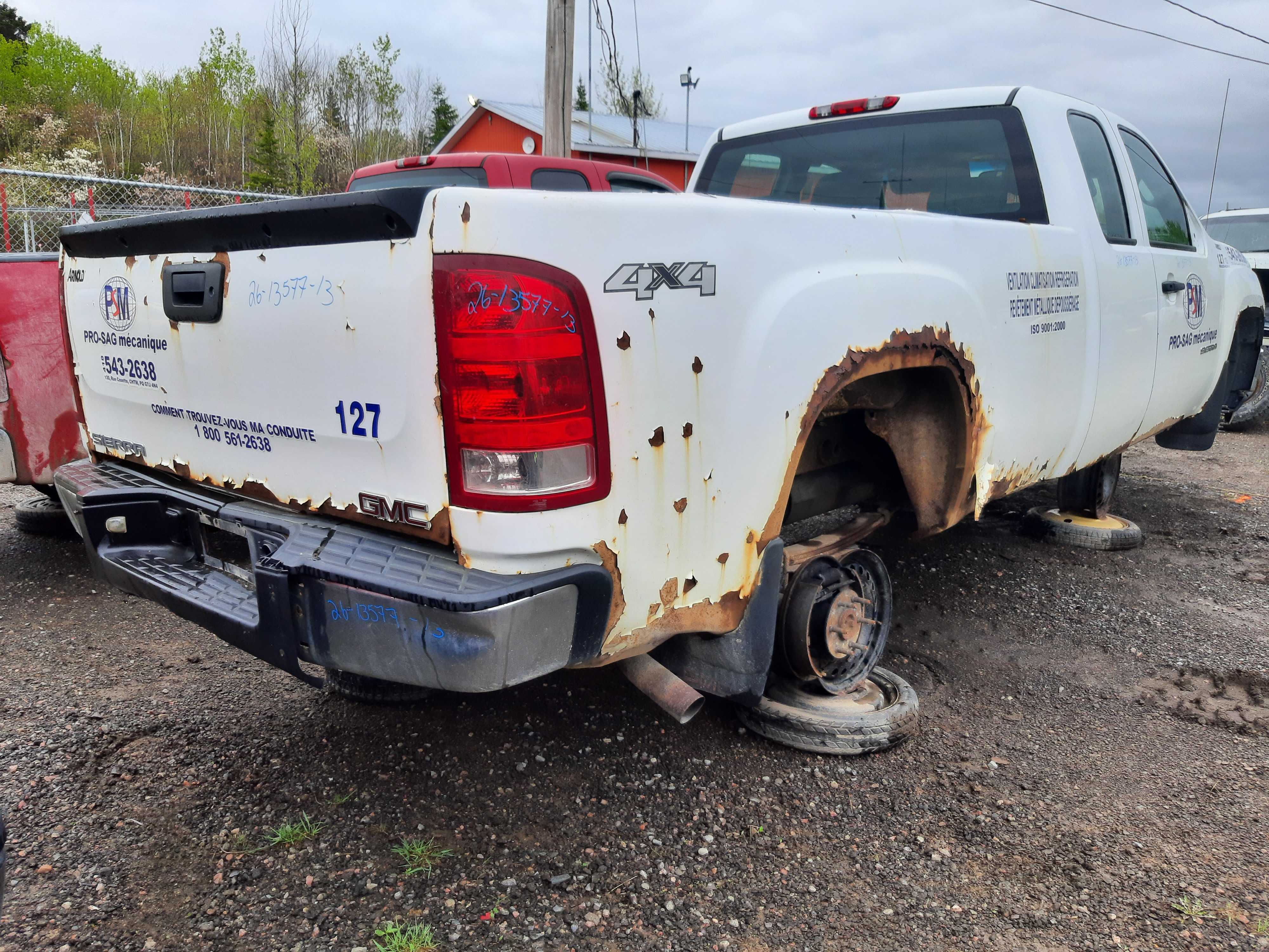 GMC SIERRA 1500 2013