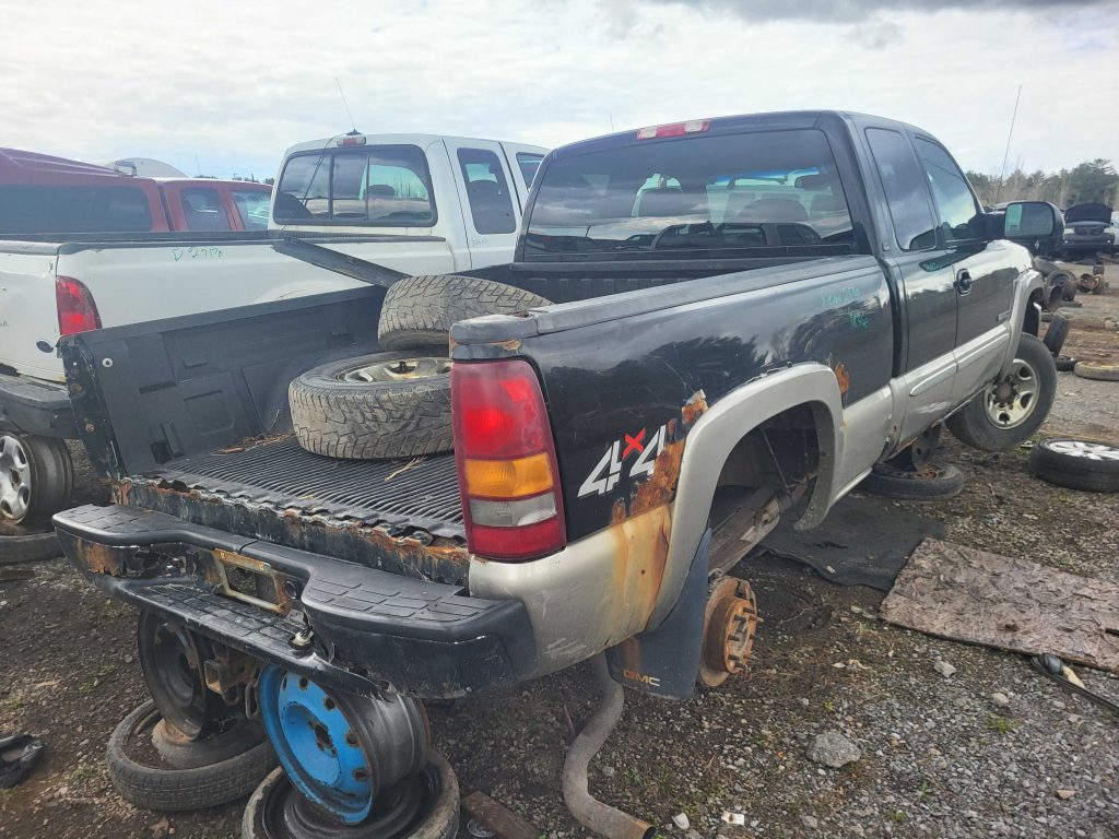 GMC SIERRA 2500 2003