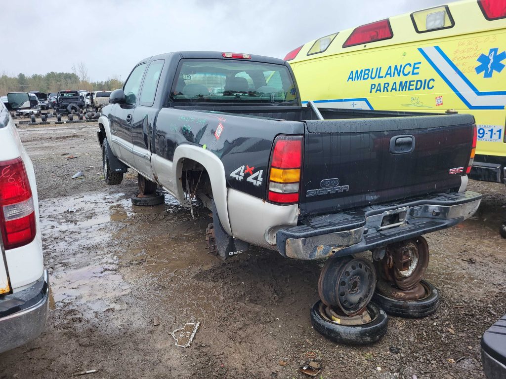 GMC SIERRA 2500 2004
