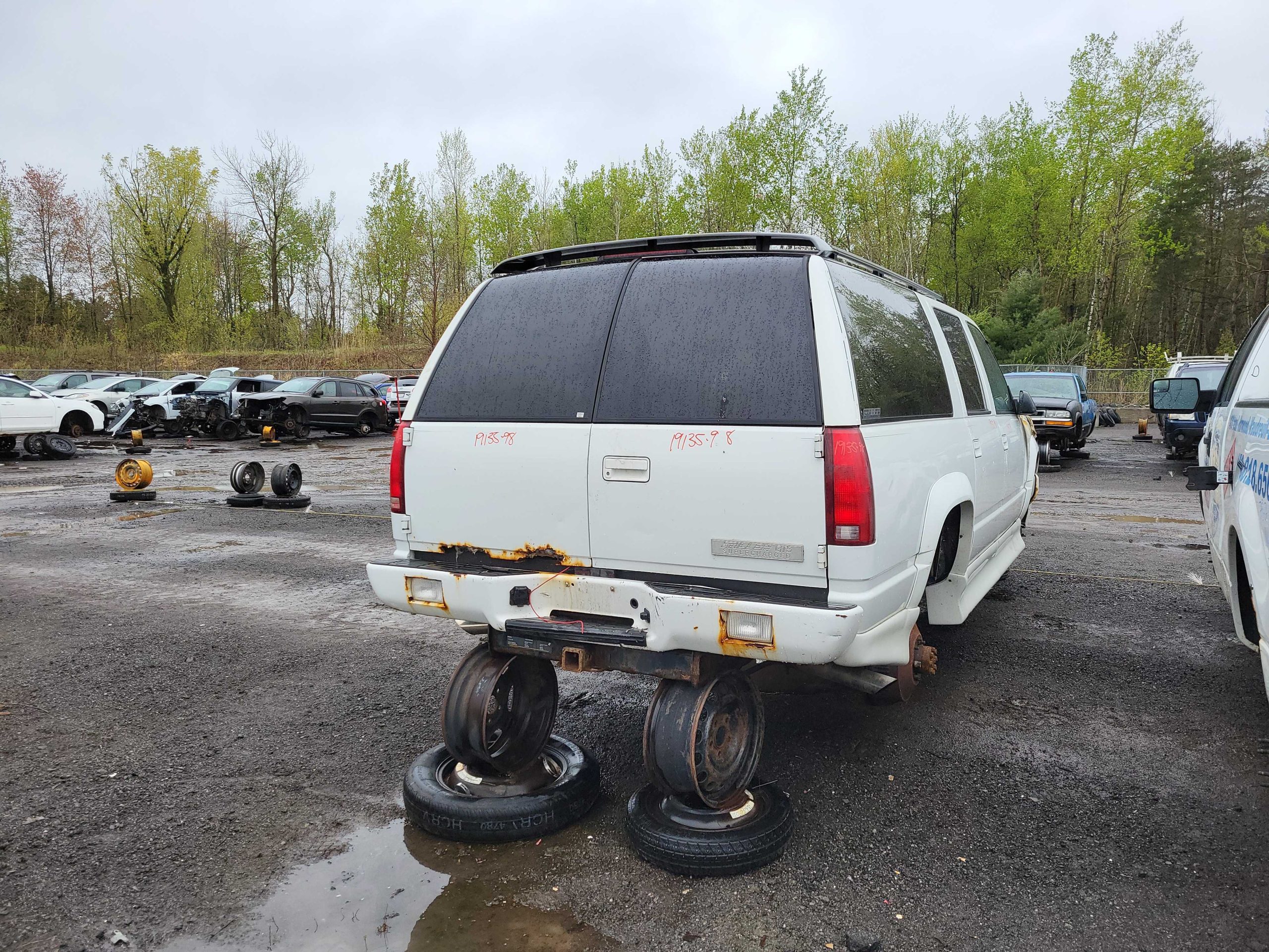 GMC SUBURBAN 1998