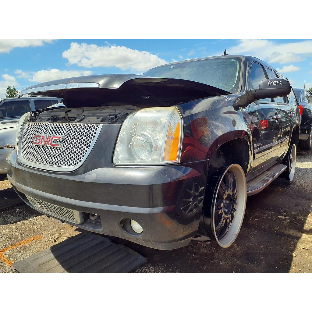 GMC YUKON 2013