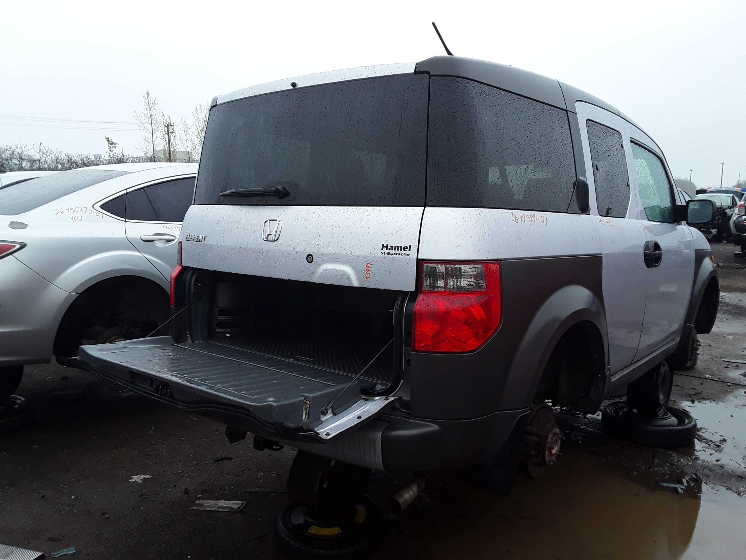 HONDA ELEMENT 2004