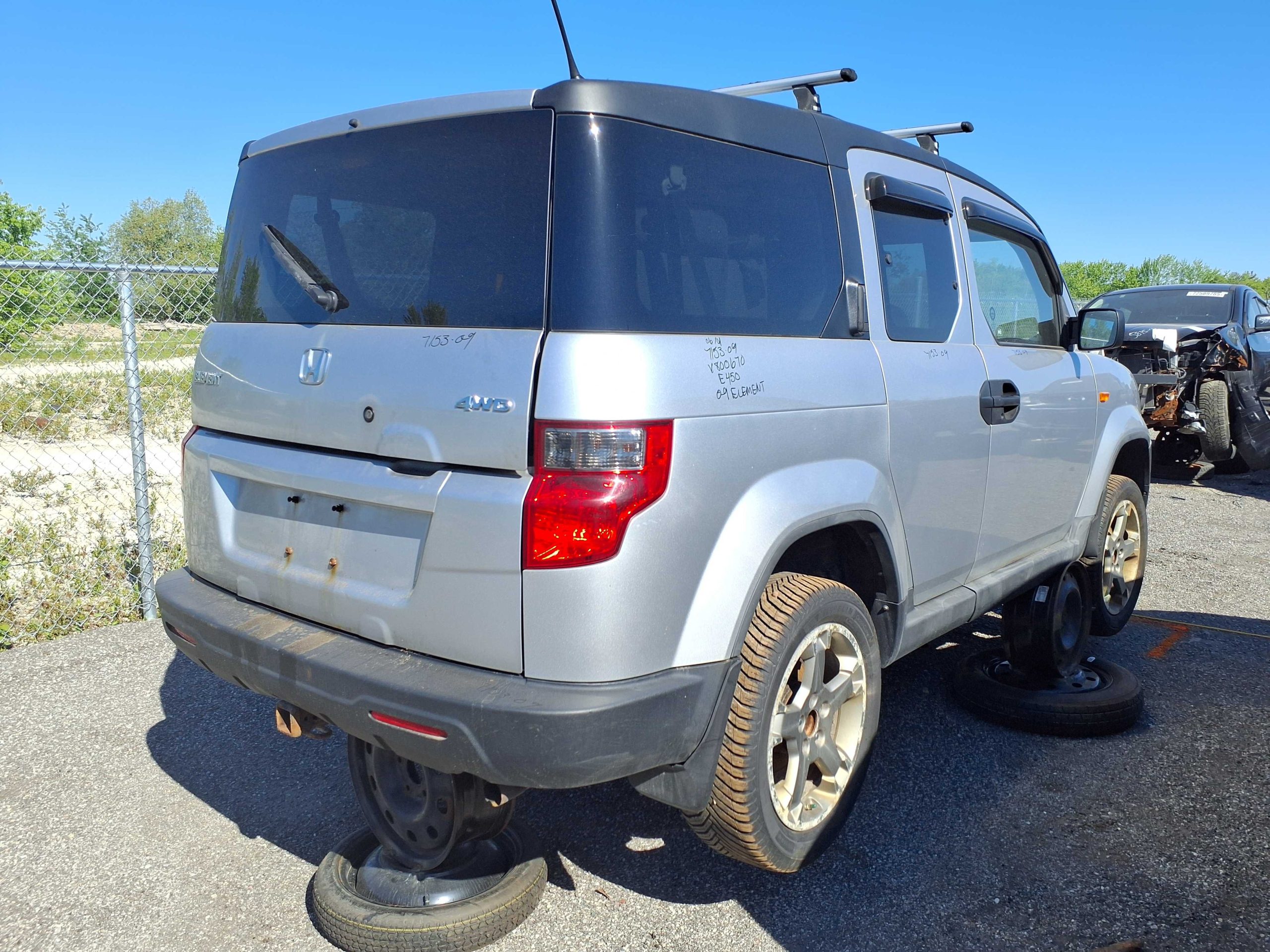 HONDA ELEMENT 2009