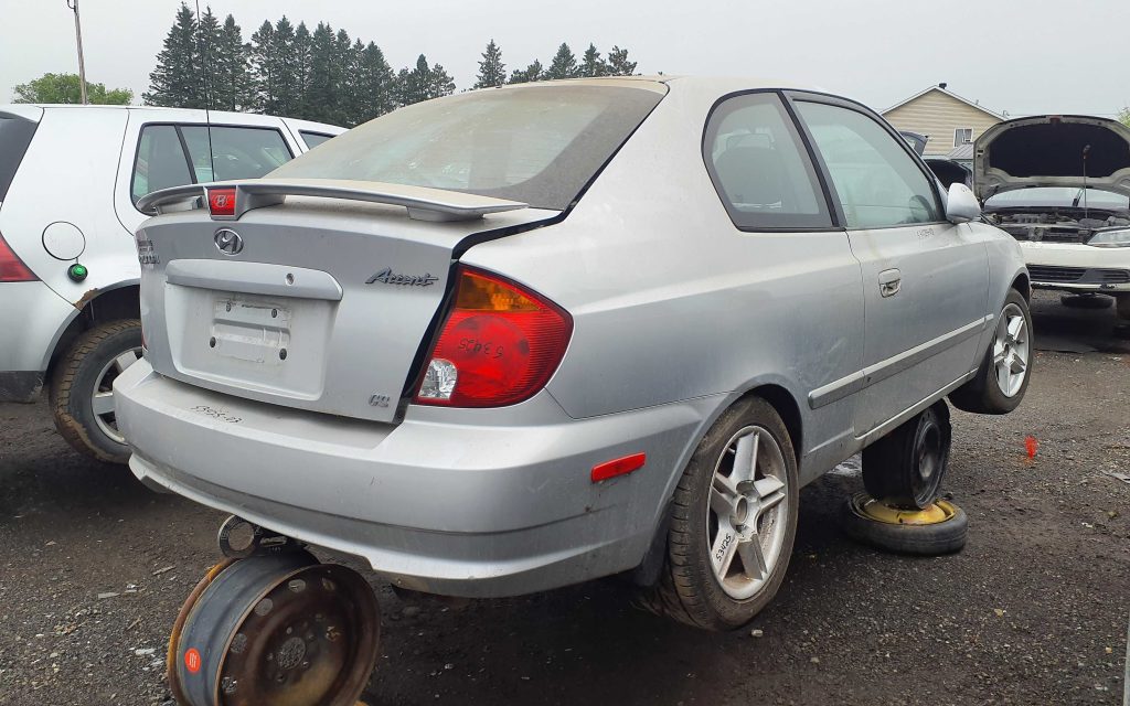 HYUNDAI ACCENT 2003