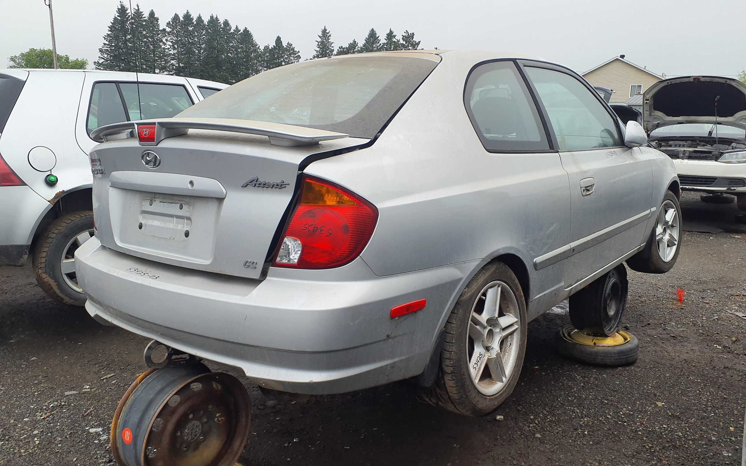 HYUNDAI ACCENT 2003