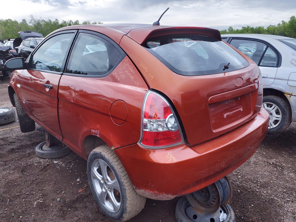 HYUNDAI ACCENT 2009