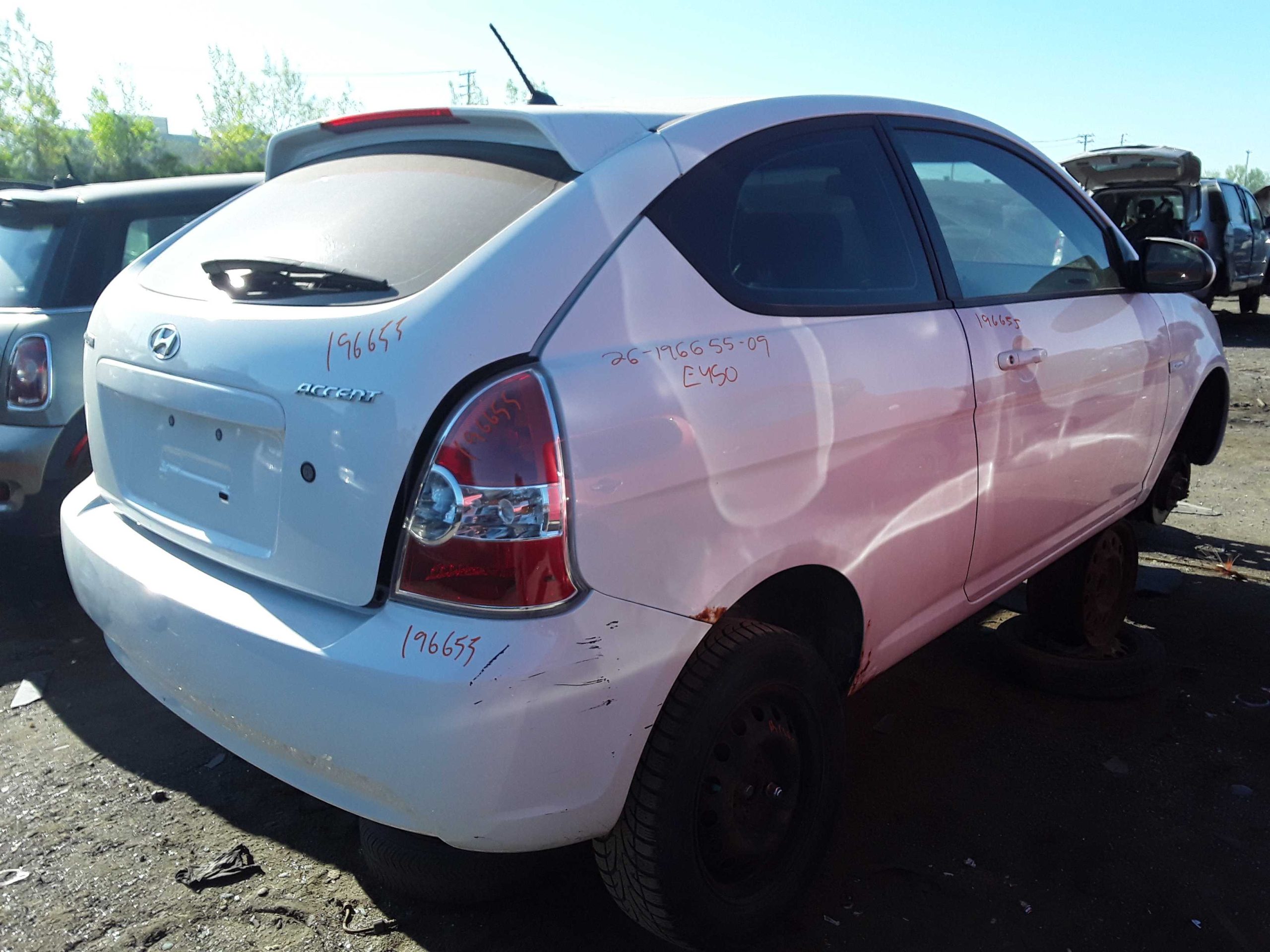 HYUNDAI ACCENT 2009
