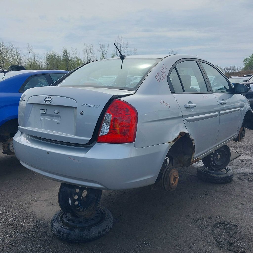HYUNDAI ACCENT 2009