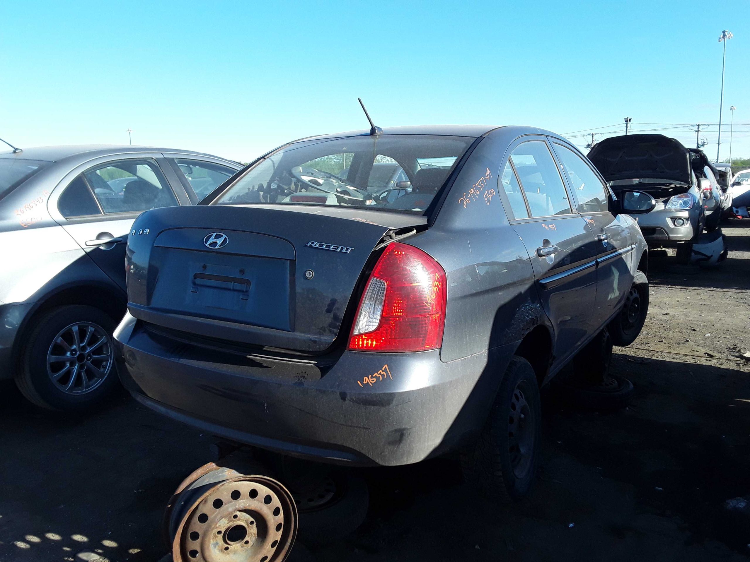 HYUNDAI ACCENT 2009