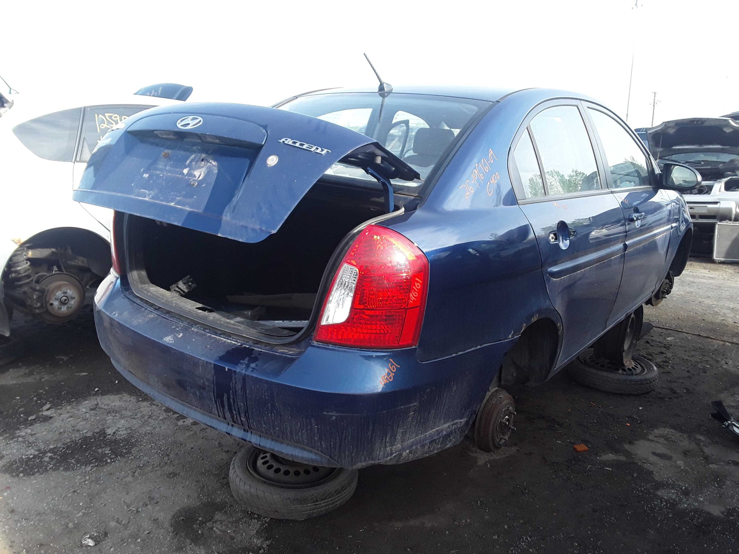 HYUNDAI ACCENT 2009