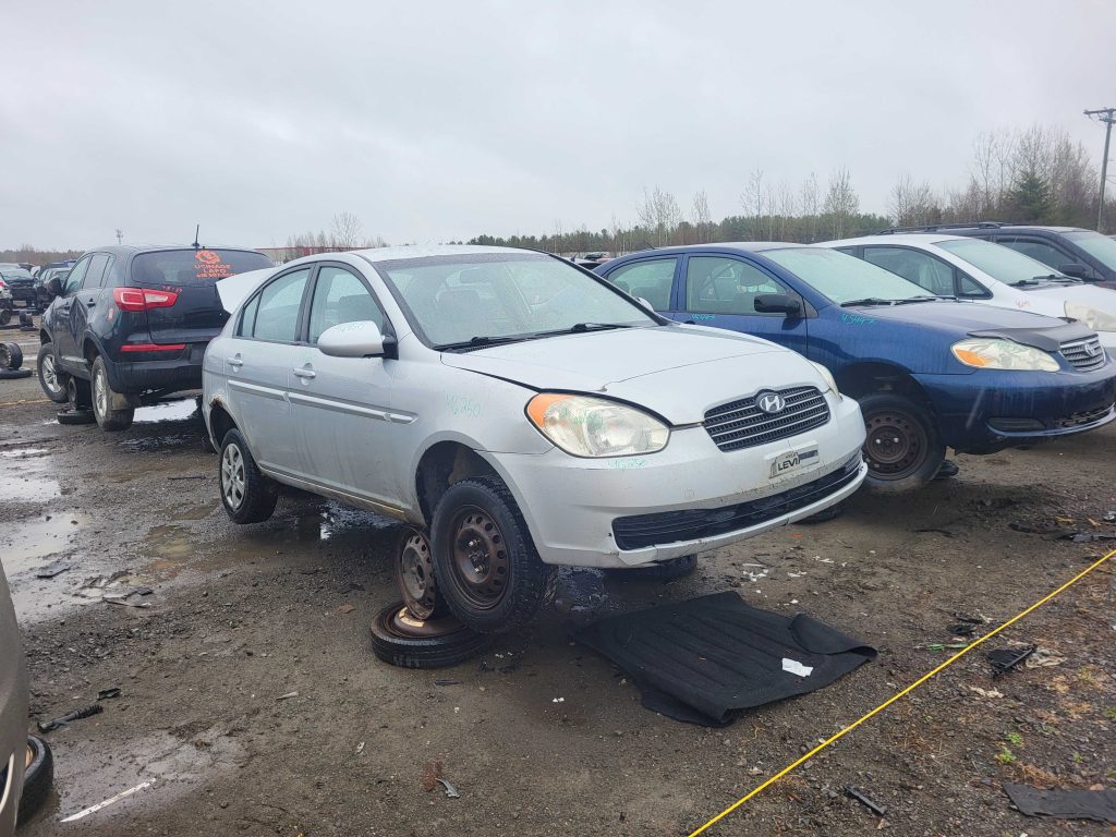 HYUNDAI ACCENT 2009