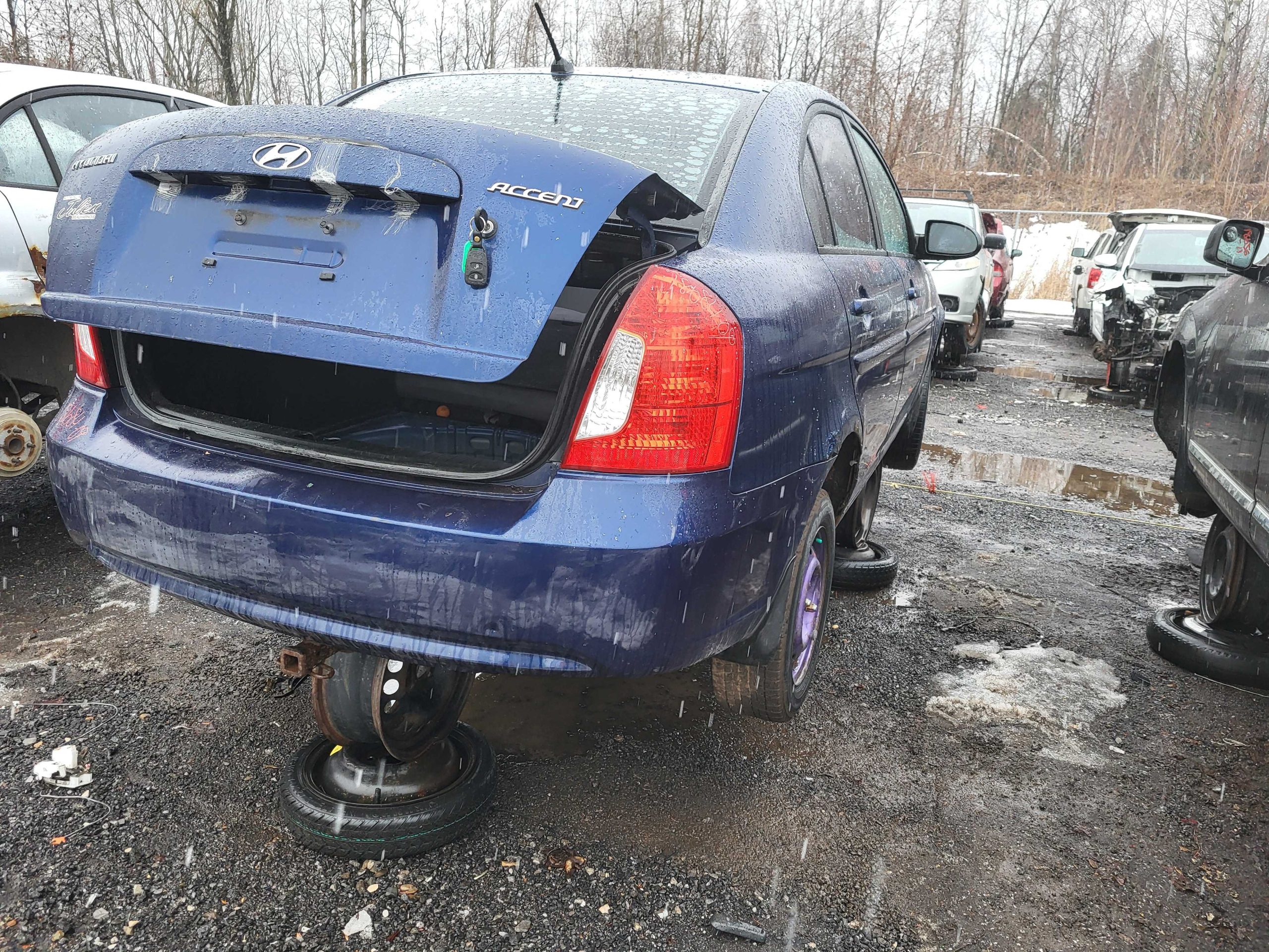 HYUNDAI ACCENT 2009