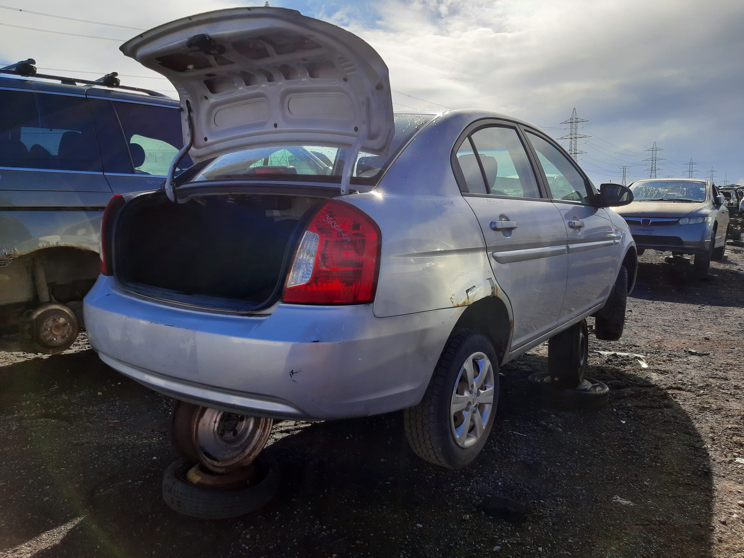 HYUNDAI ACCENT 2009