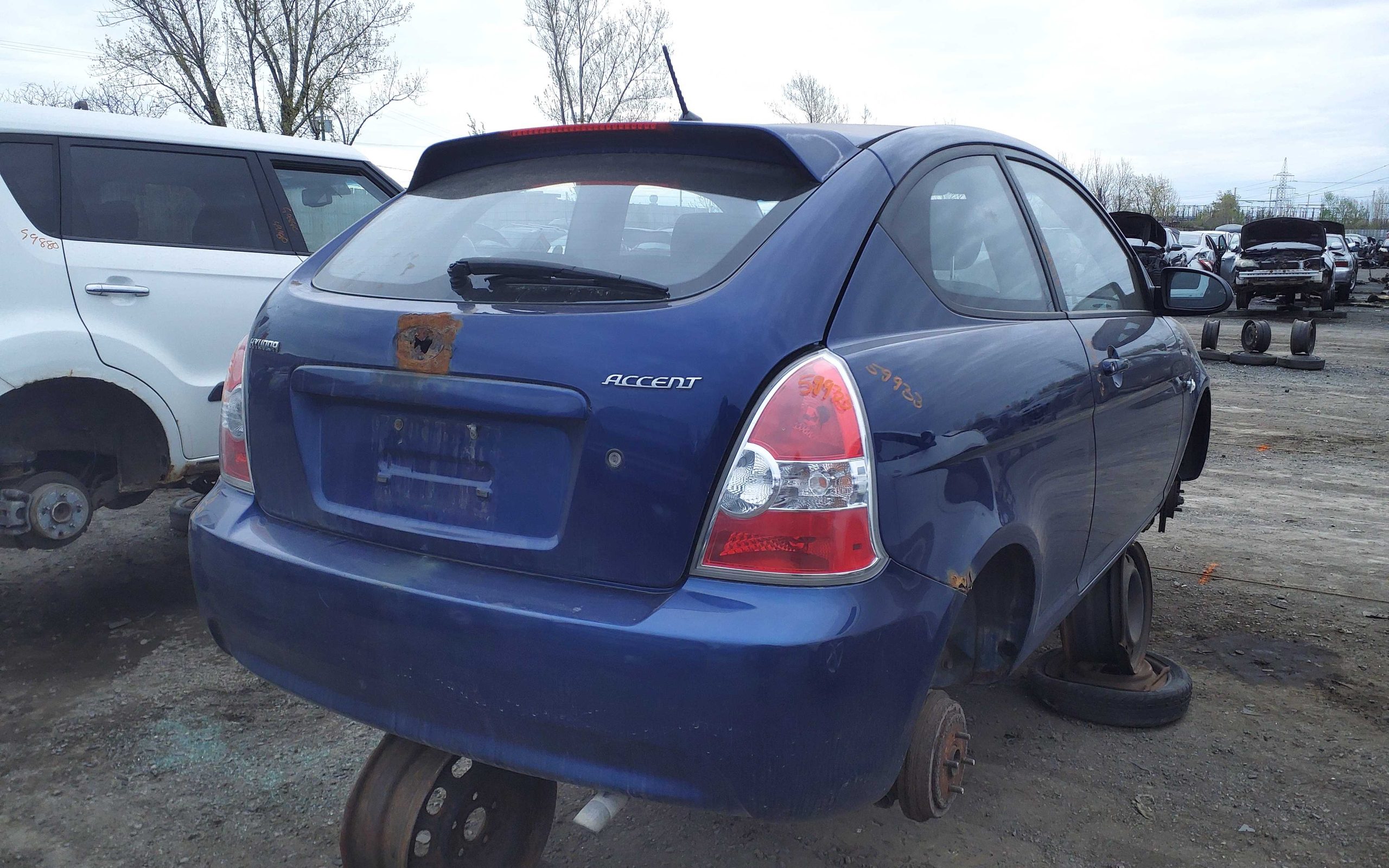 HYUNDAI ACCENT 2009