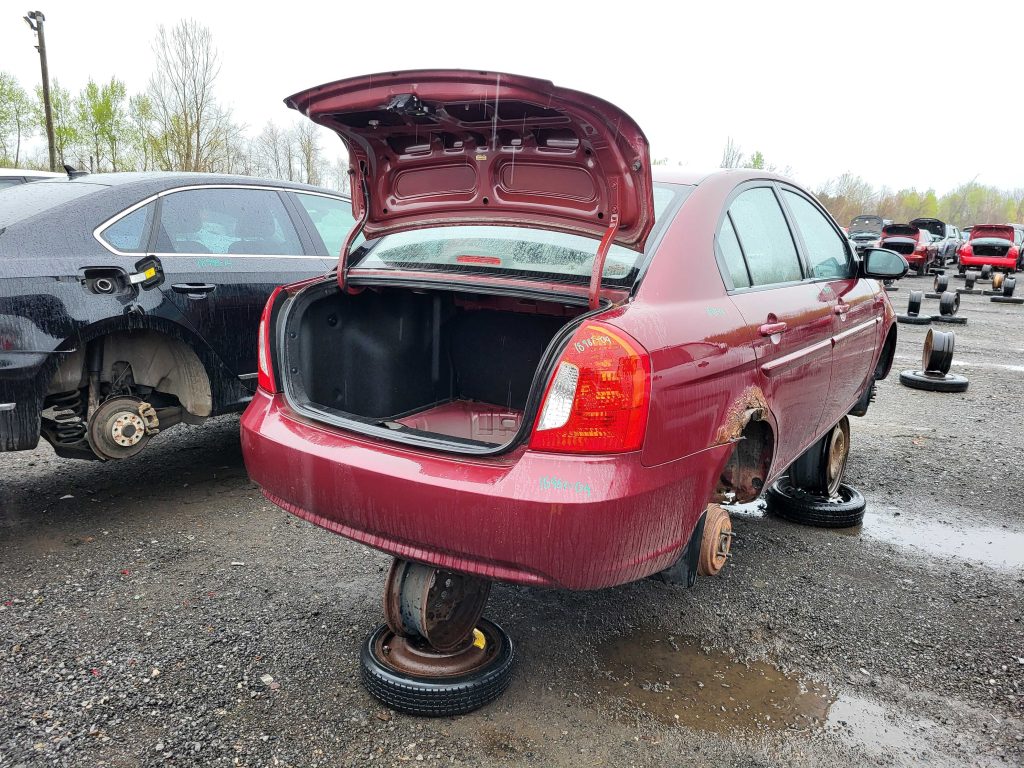 HYUNDAI ACCENT 2009