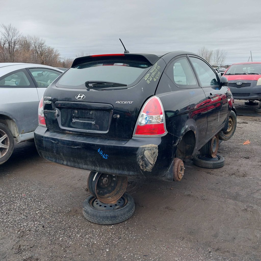 HYUNDAI ACCENT 2009
