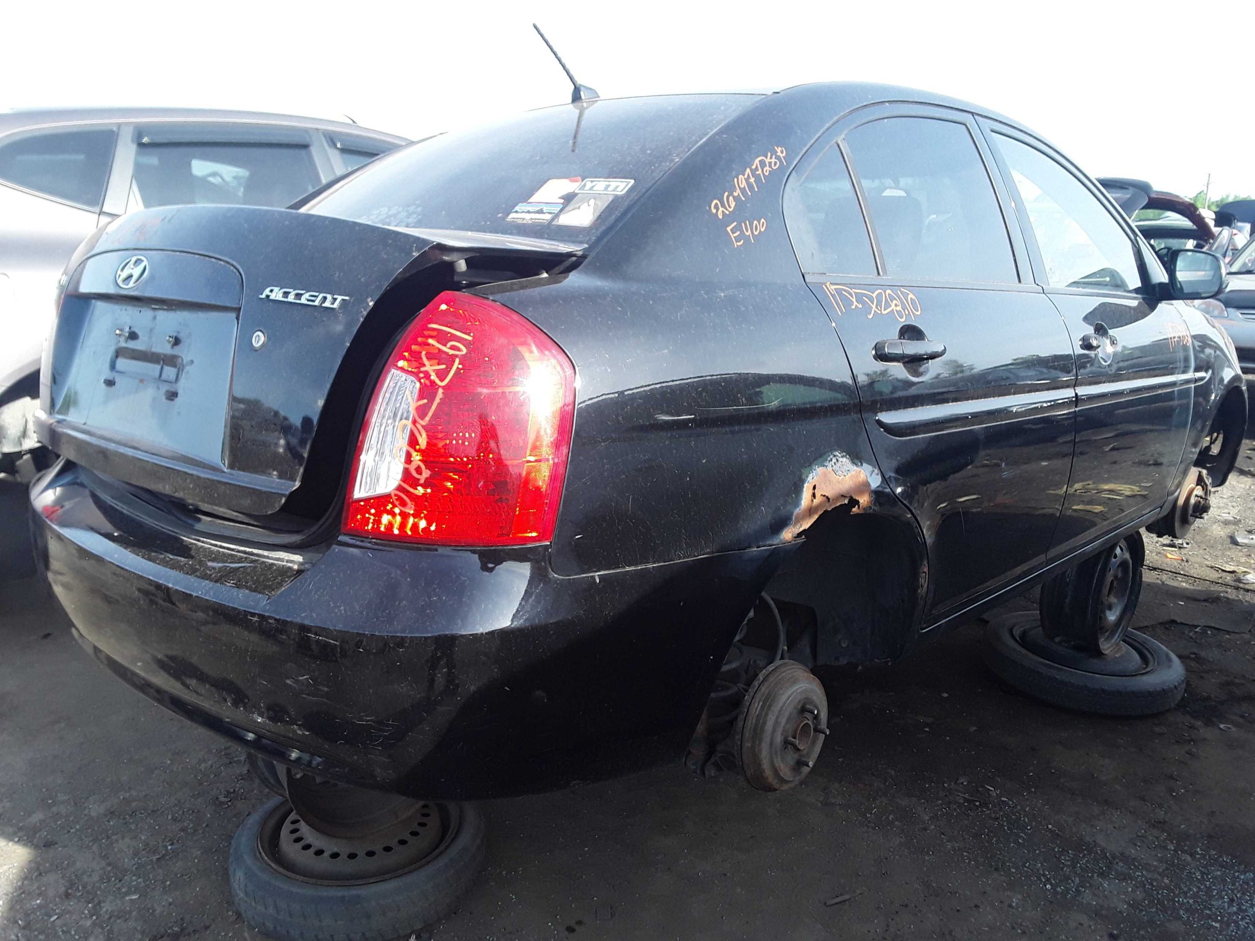 HYUNDAI ACCENT 2010