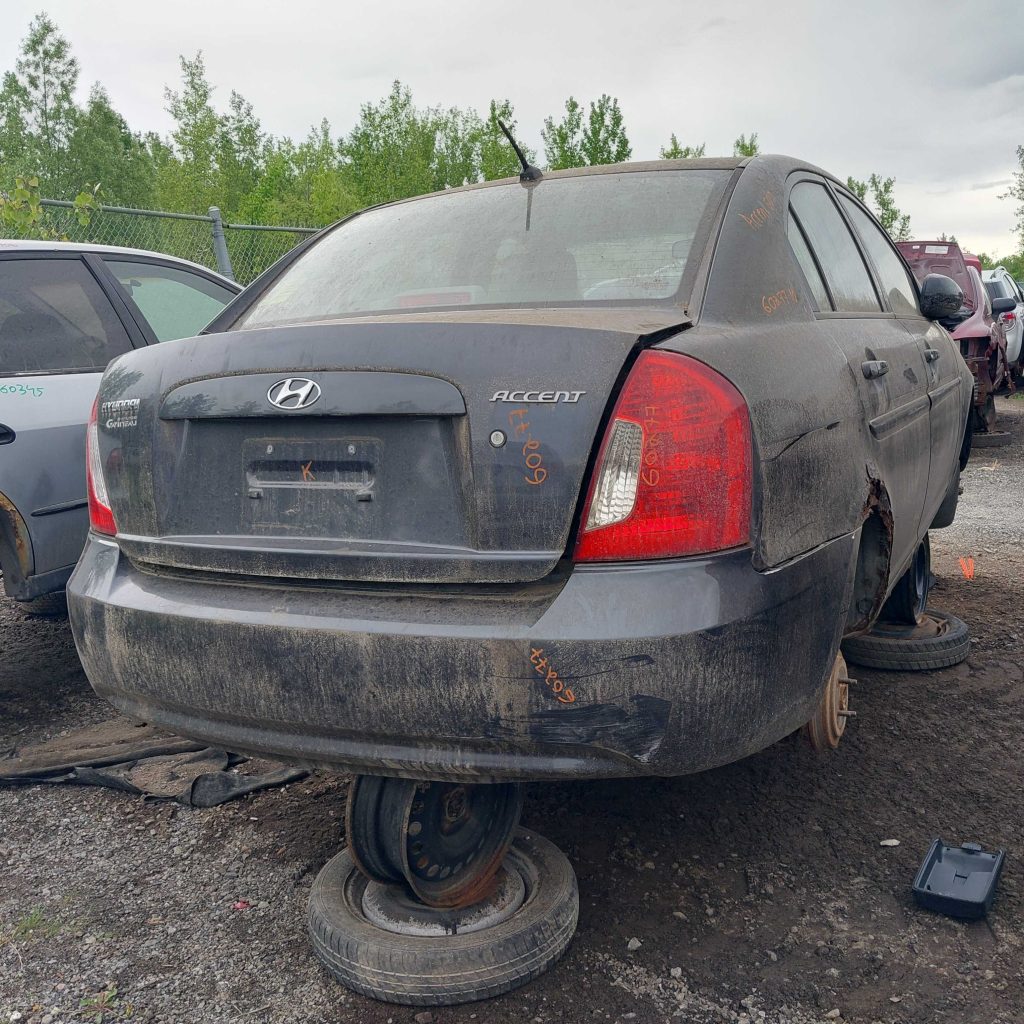 HYUNDAI ACCENT 2010