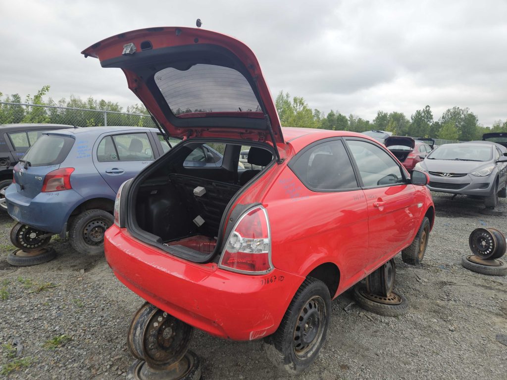HYUNDAI ACCENT 2010