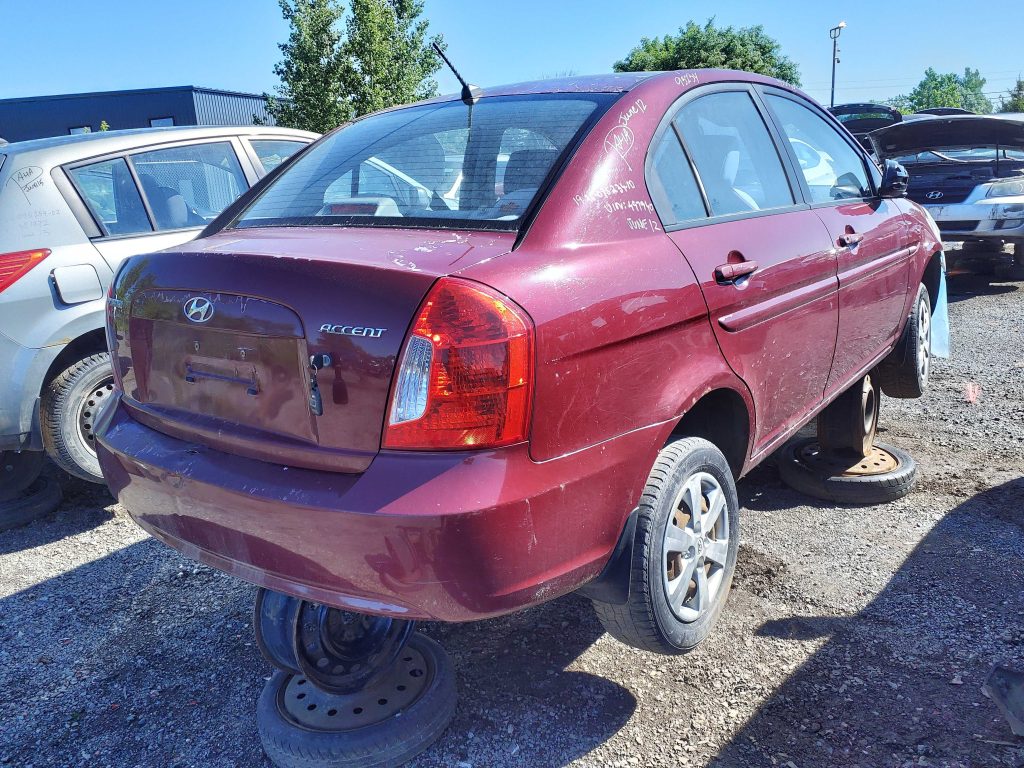 HYUNDAI ACCENT 2010