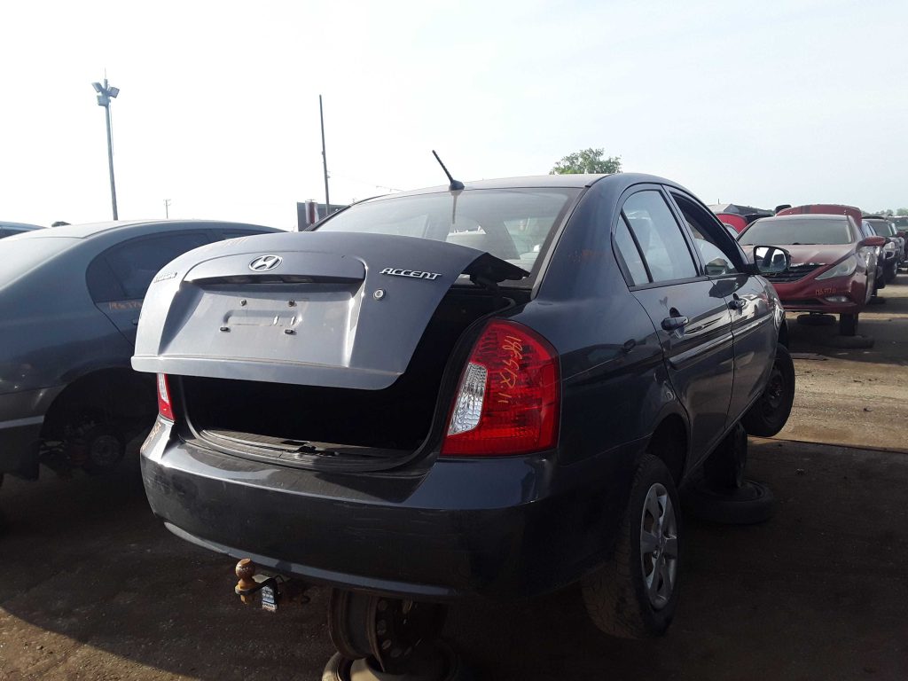 HYUNDAI ACCENT 2011