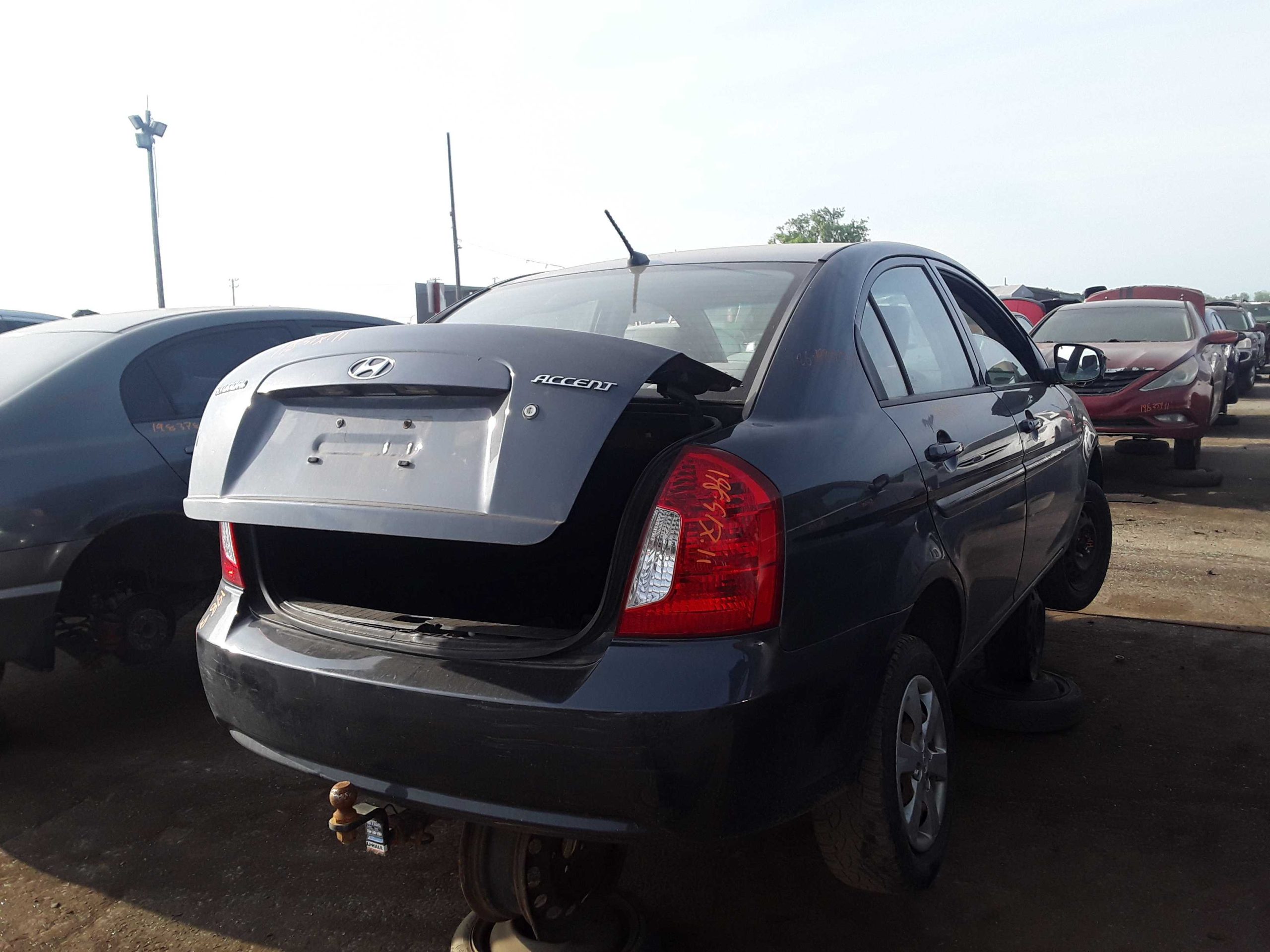 HYUNDAI ACCENT 2011