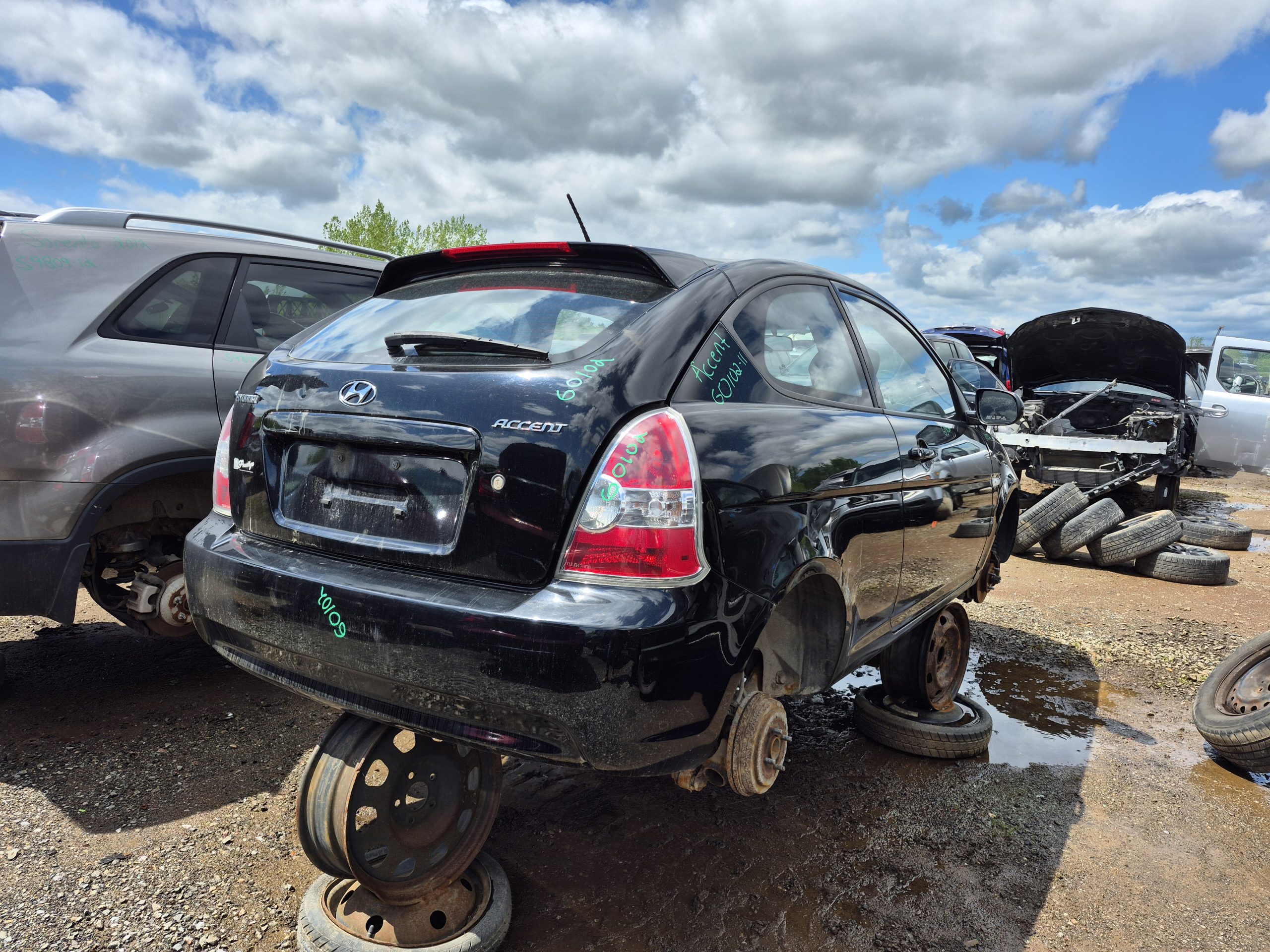 HYUNDAI ACCENT 2011