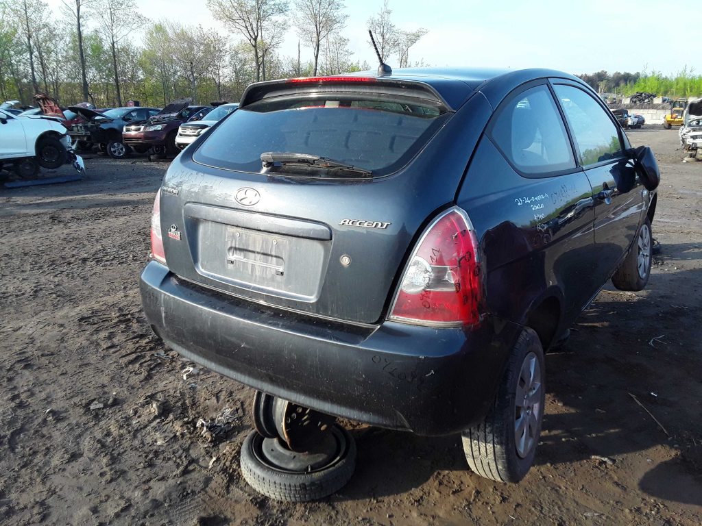 HYUNDAI ACCENT 2011