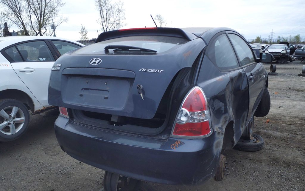 HYUNDAI ACCENT 2011