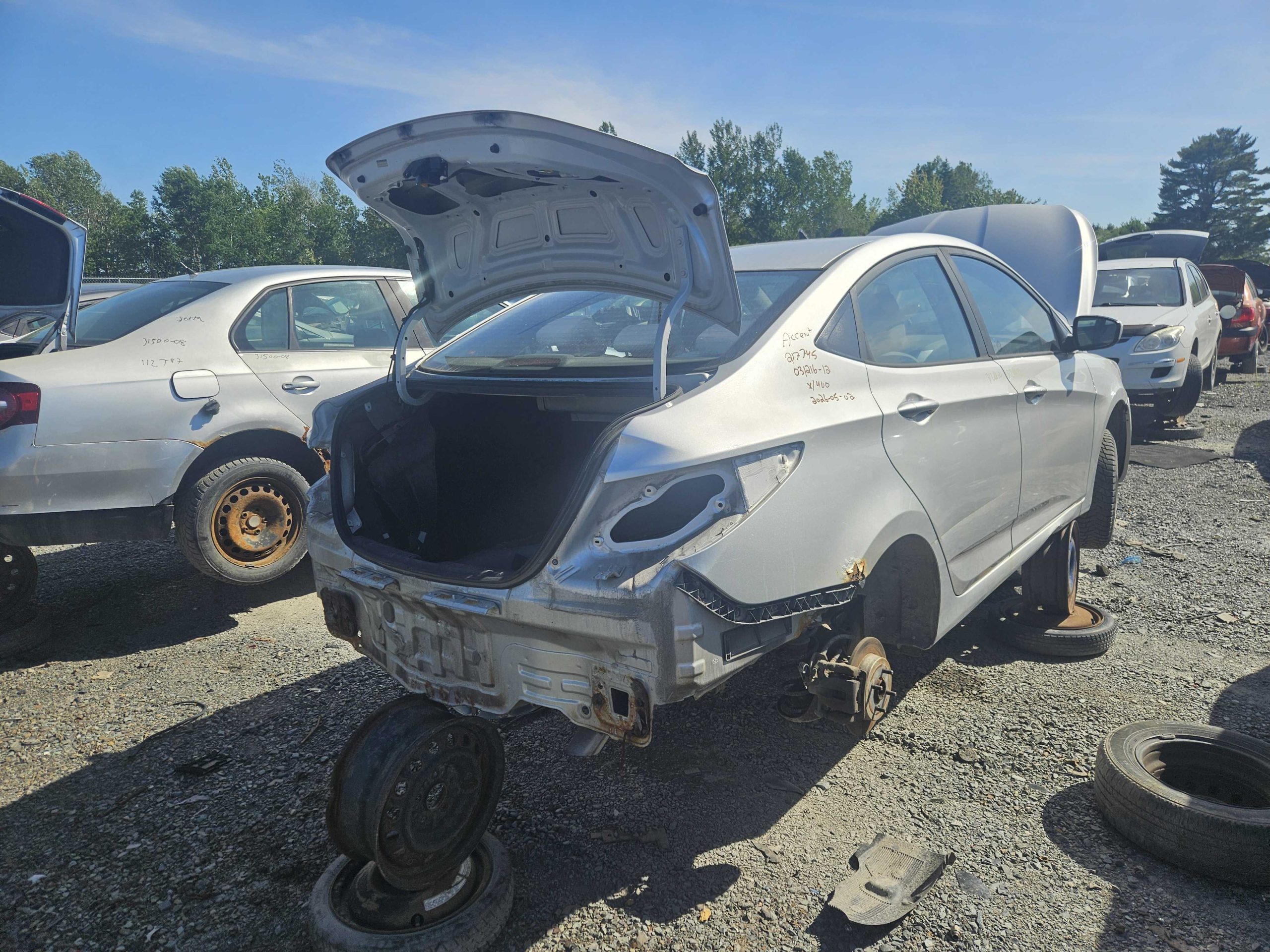 HYUNDAI ACCENT 2012