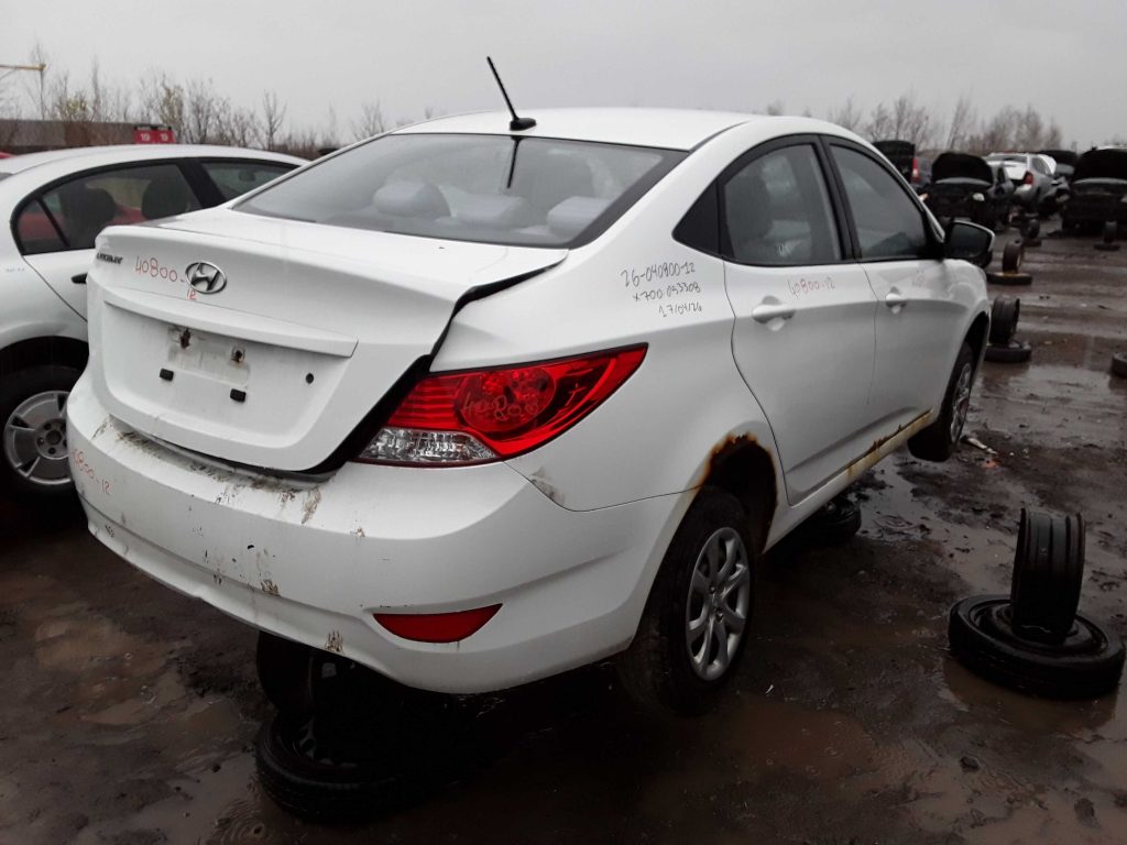 HYUNDAI ACCENT 2012