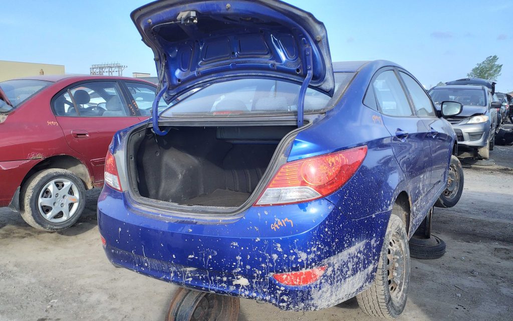 HYUNDAI ACCENT 2012
