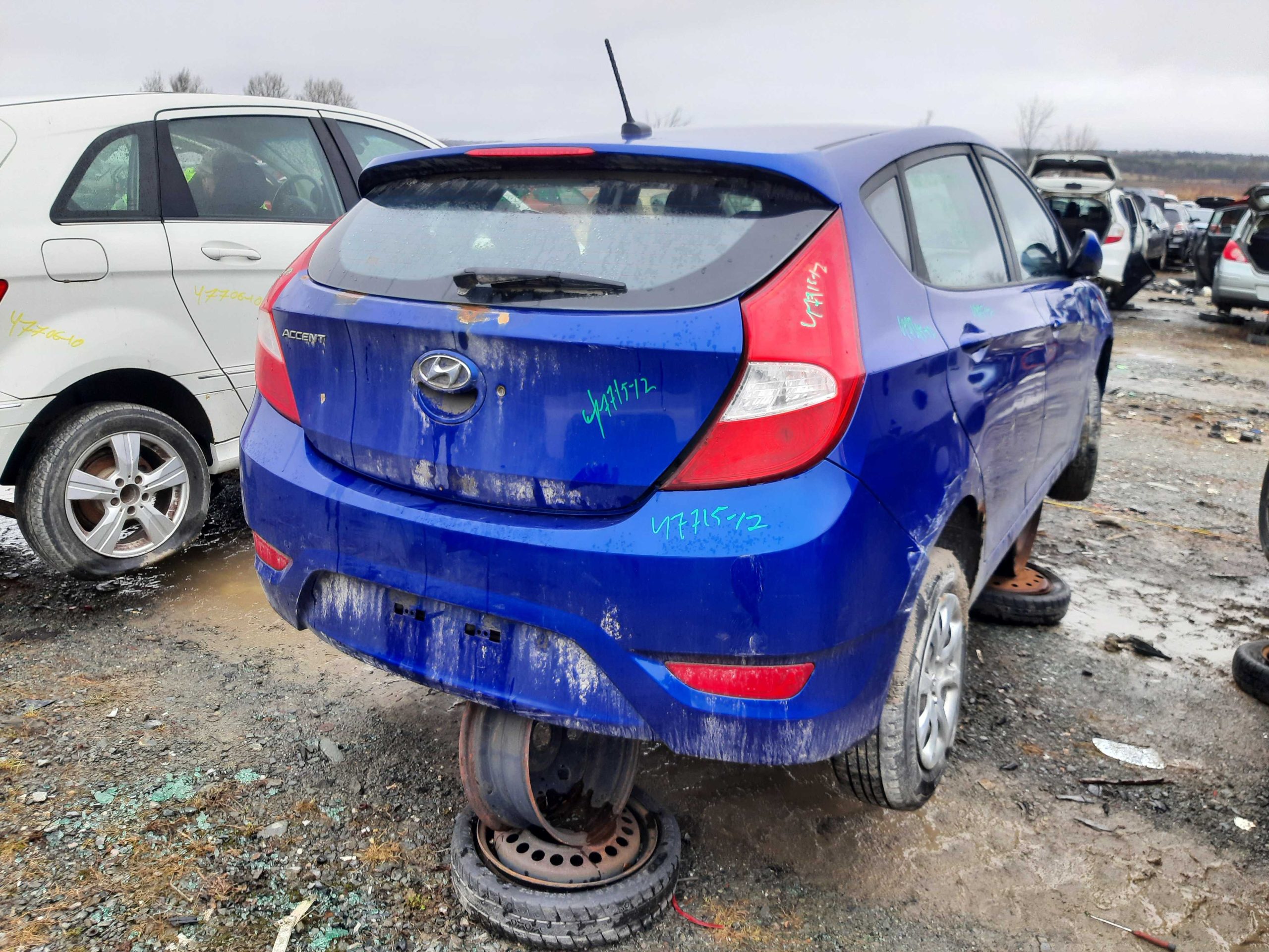 HYUNDAI ACCENT 2012