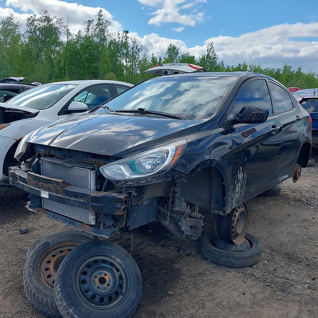HYUNDAI ACCENT 2013
