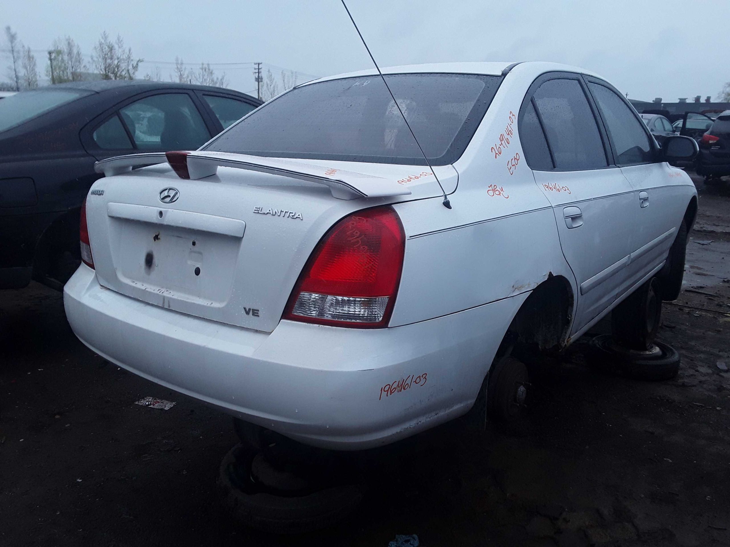 HYUNDAI ELANTRA 2003