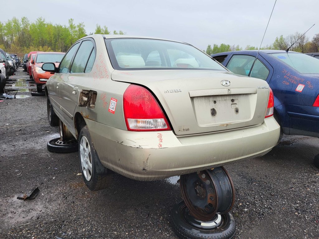 HYUNDAI ELANTRA 2003