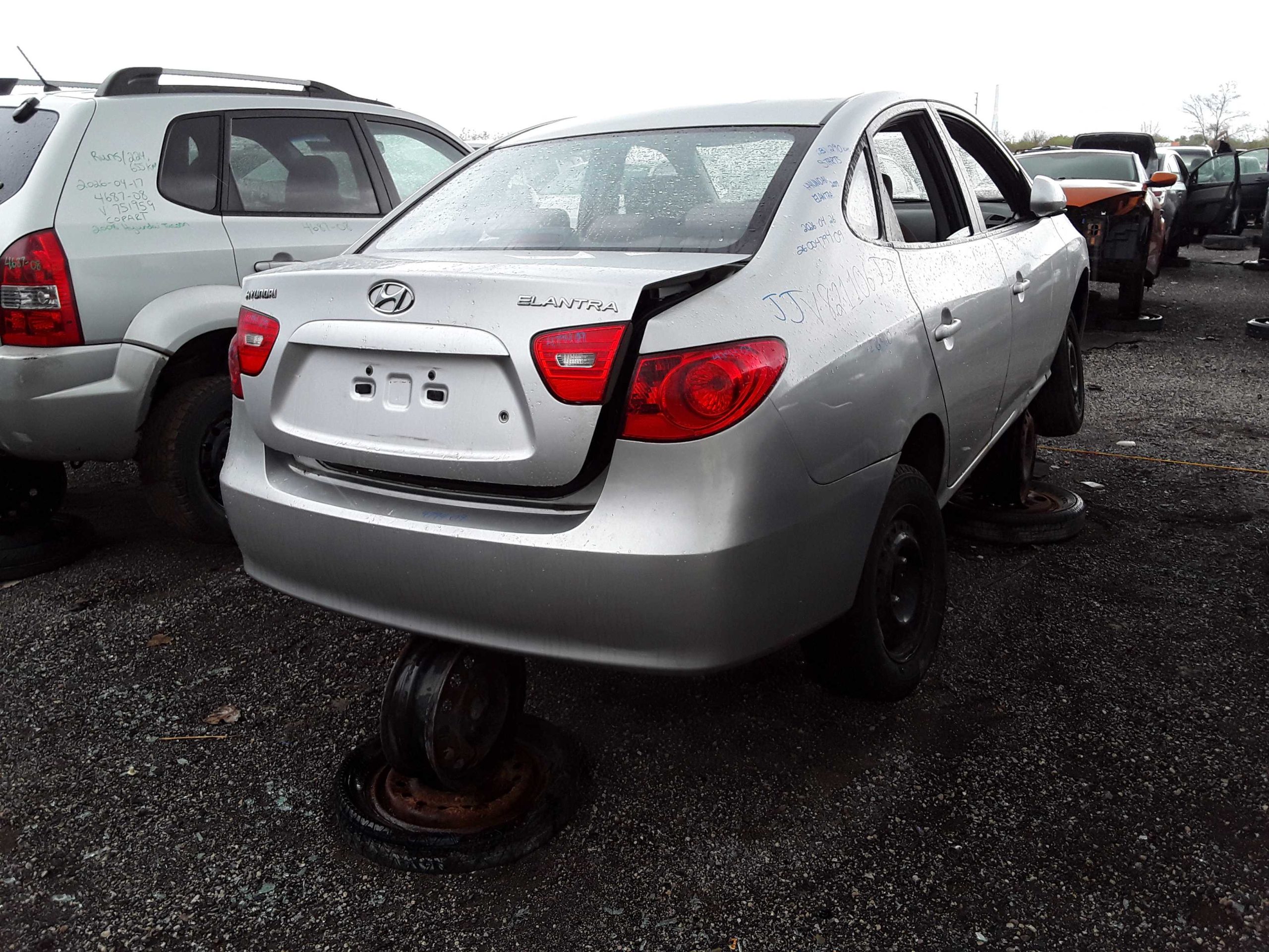 HYUNDAI ELANTRA 2009