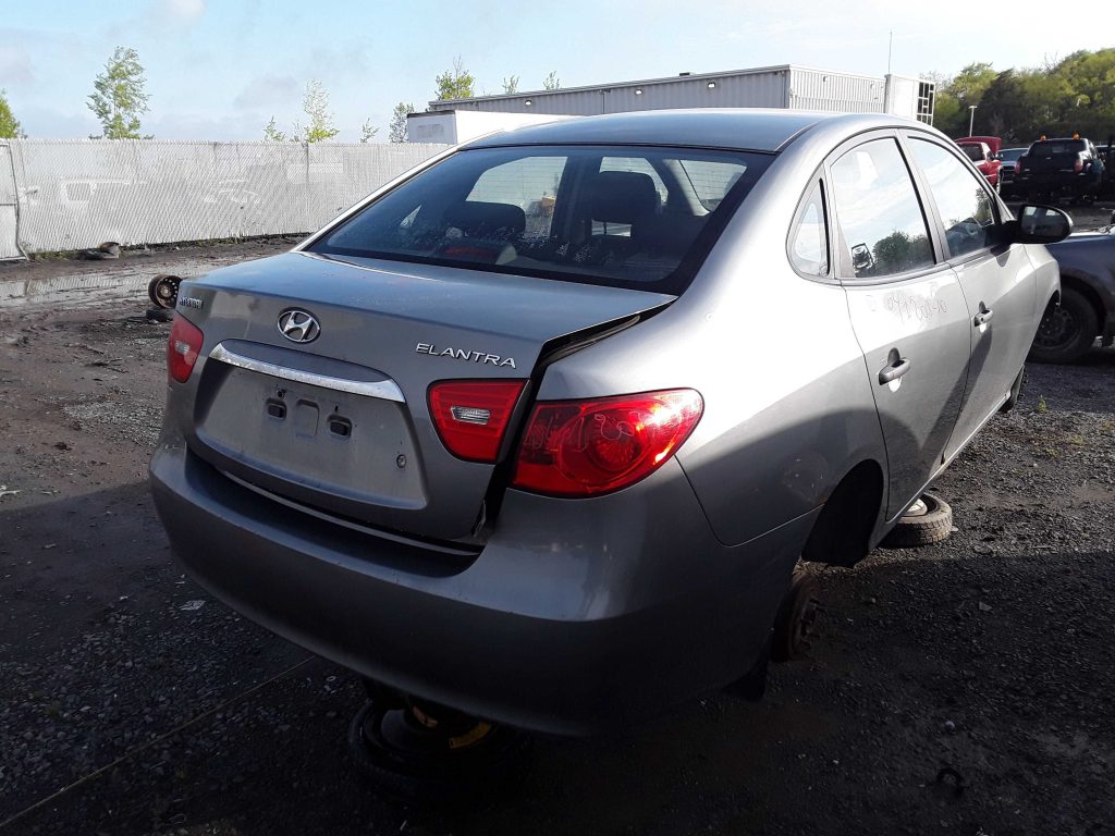 HYUNDAI ELANTRA 2010