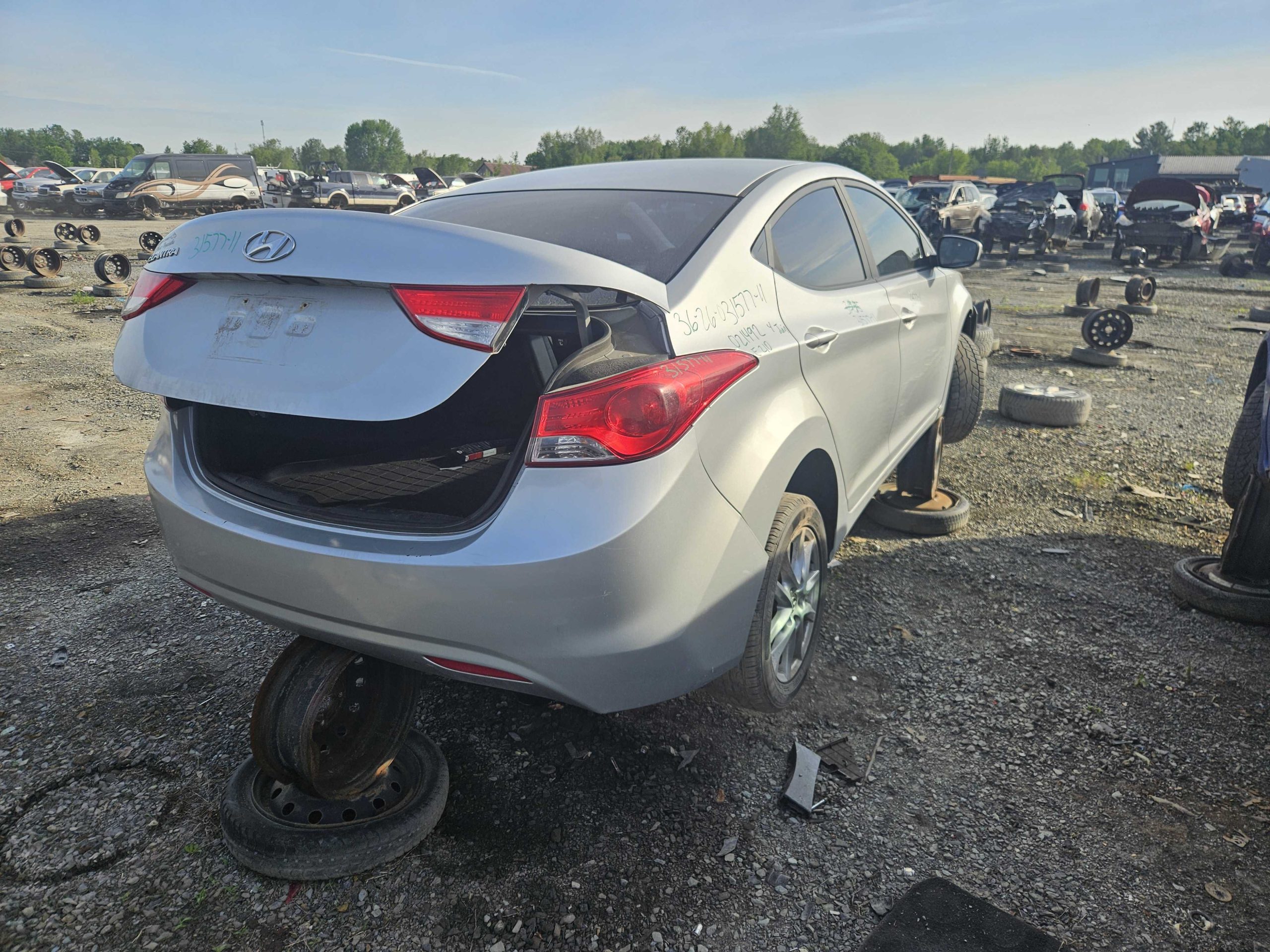 HYUNDAI ELANTRA 2011