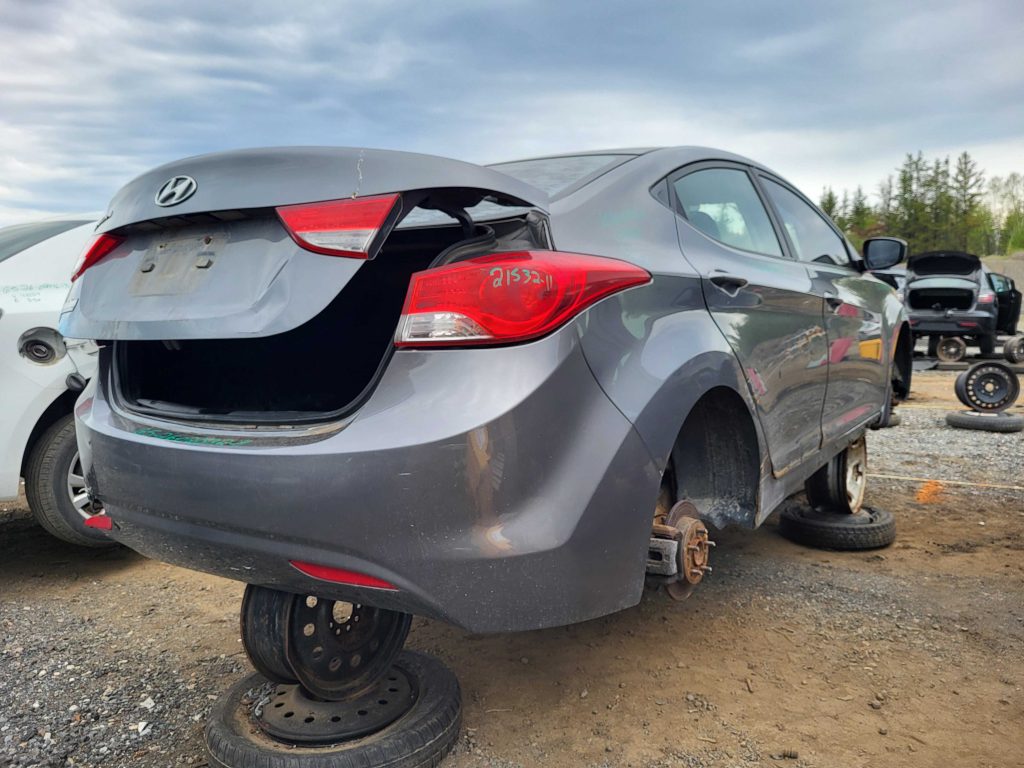 HYUNDAI ELANTRA 2011