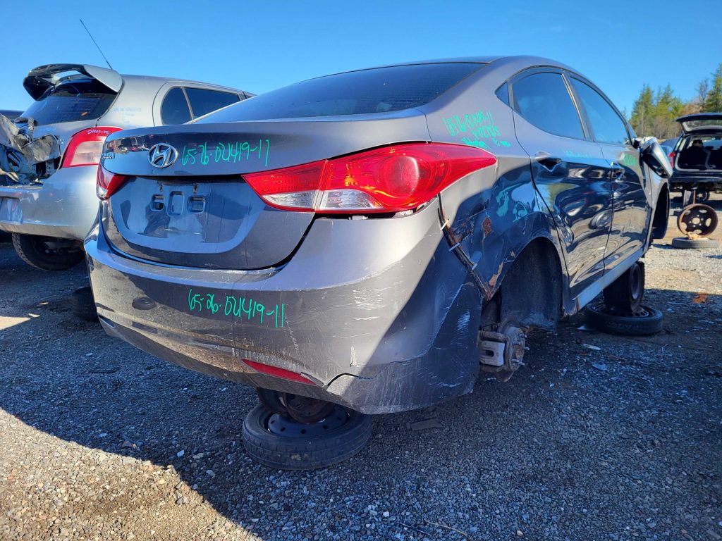 HYUNDAI ELANTRA 2011