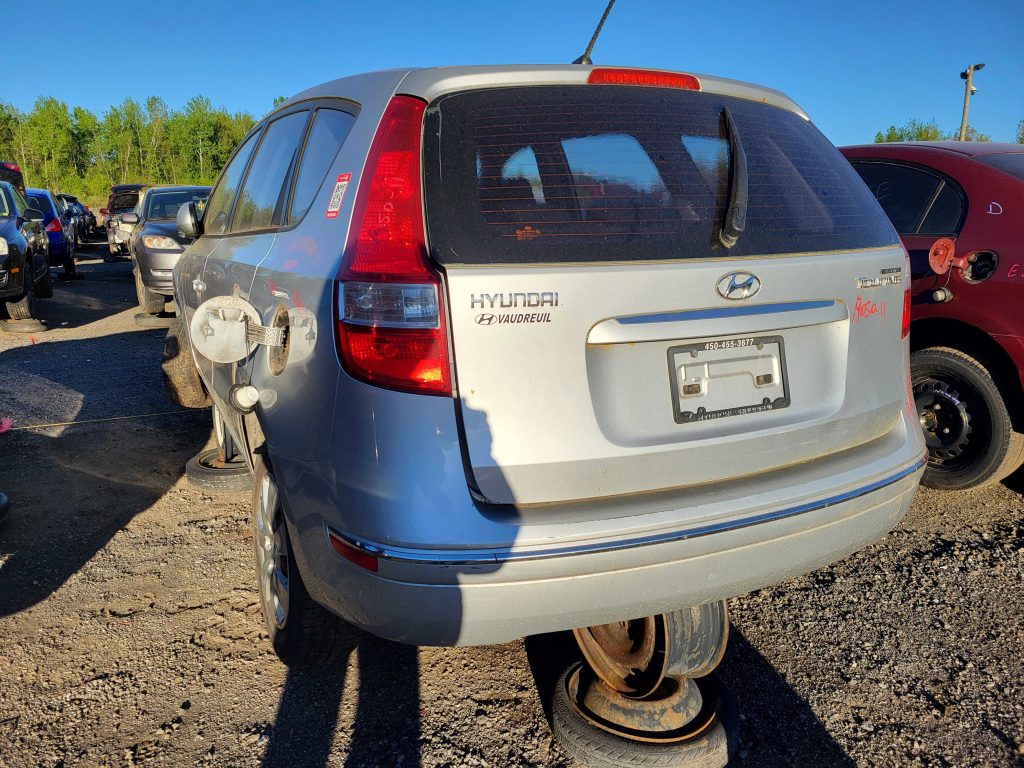 HYUNDAI ELANTRA 2011