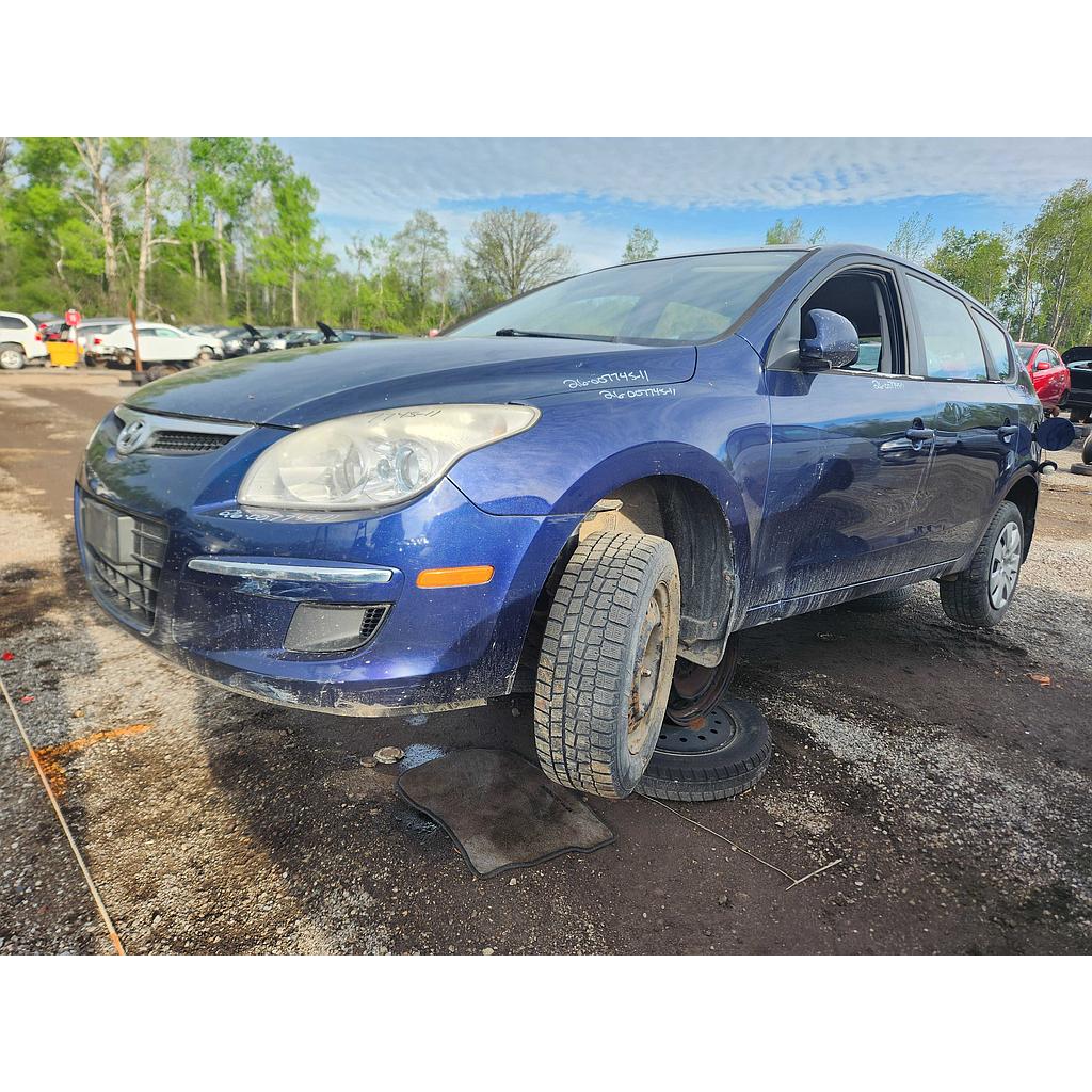 HYUNDAI ELANTRA 2011