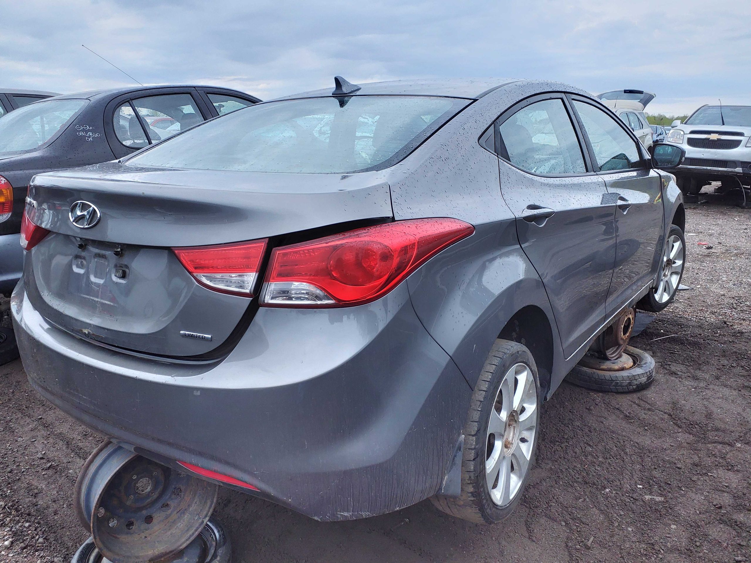 HYUNDAI ELANTRA 2011