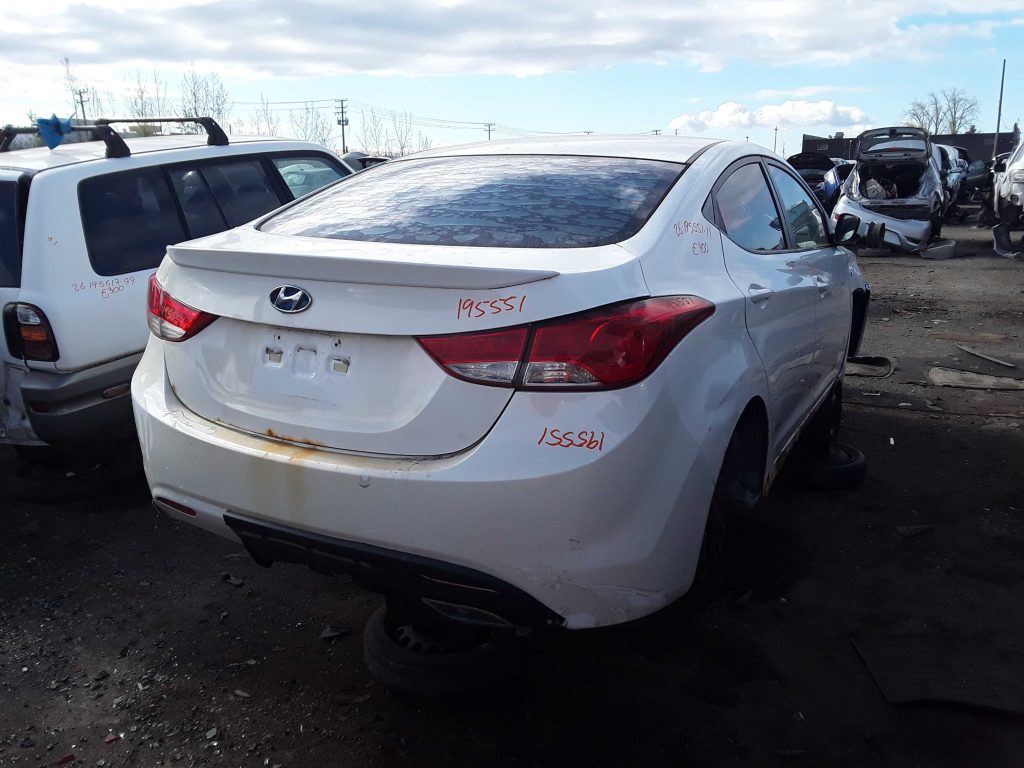 HYUNDAI ELANTRA 2011