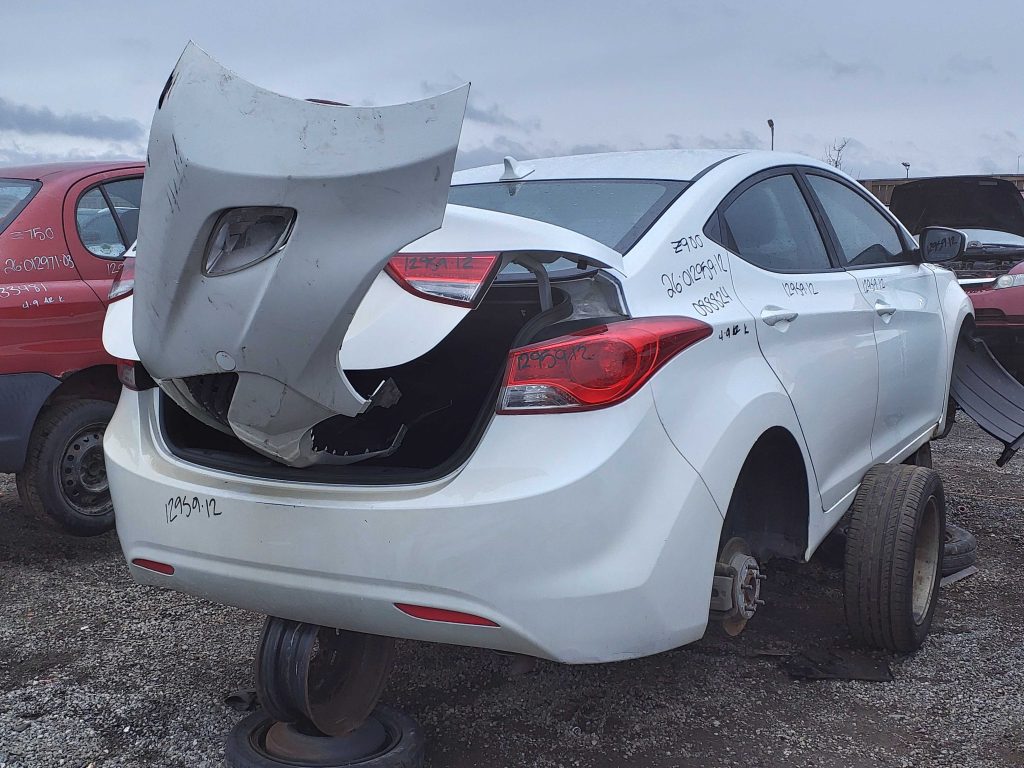 HYUNDAI ELANTRA 2012